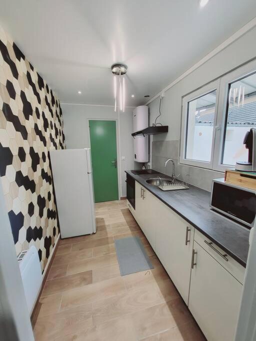 Family Flat Stade De France Airport Cdg Le Bourget "Appart'7" Pierrefitte-sur-Seine Eksteriør bilde